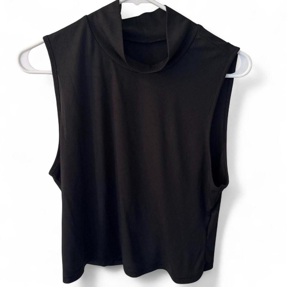 Shein-curve-plus Women's Black Vest